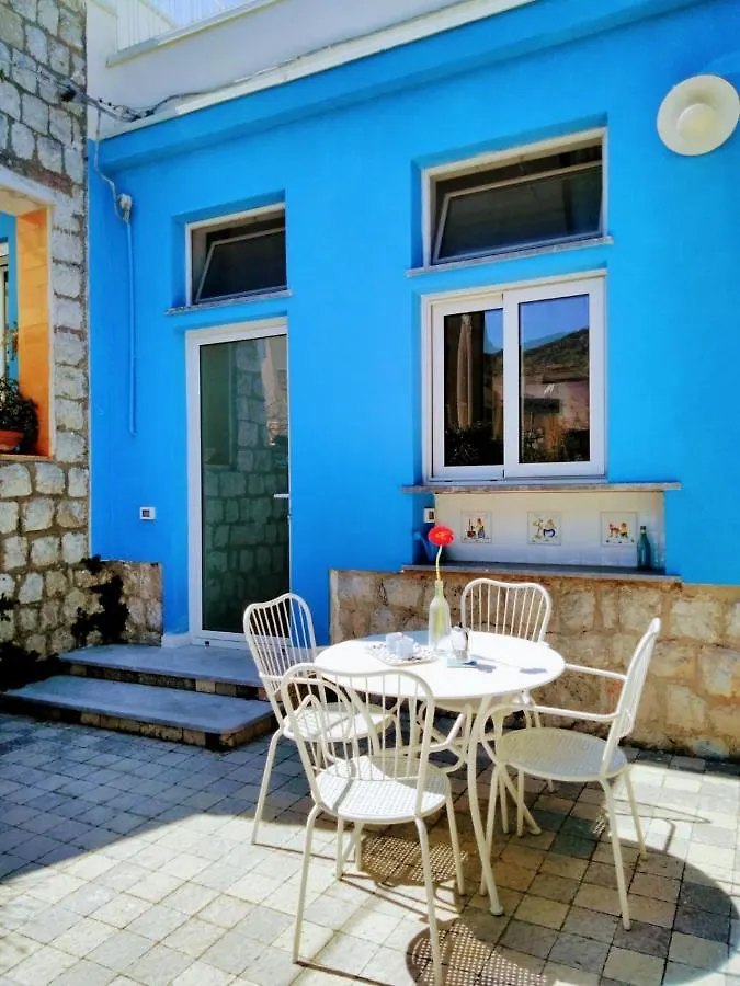 Casina Blu Villa Palermo 0*,